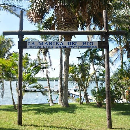 Hotel La Marina Del Rio La Pesca Exterior foto